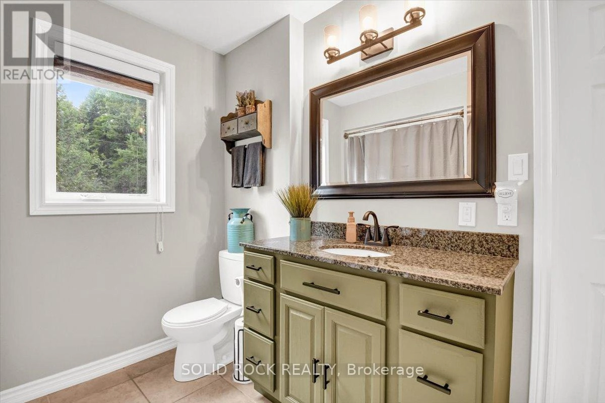 564 Bosley Road, Tweed, Ontario K0K 2K0 - Photo 20 - X12351710