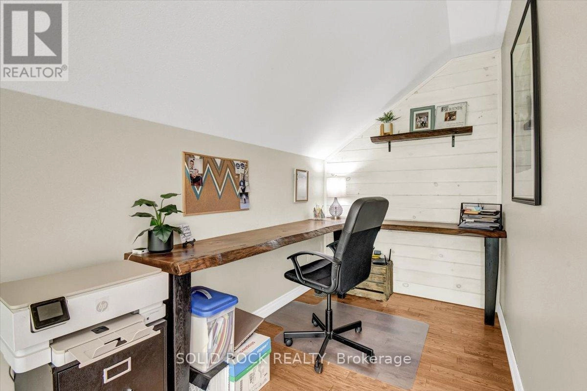 564 Bosley Road, Tweed, Ontario K0K 2K0 - Photo 23 - X12351710