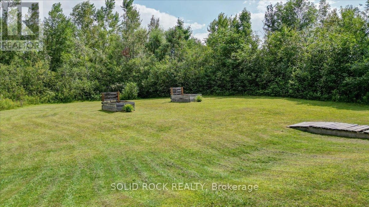 564 Bosley Road, Tweed, Ontario K0K 2K0 - Photo 4 - X12351710