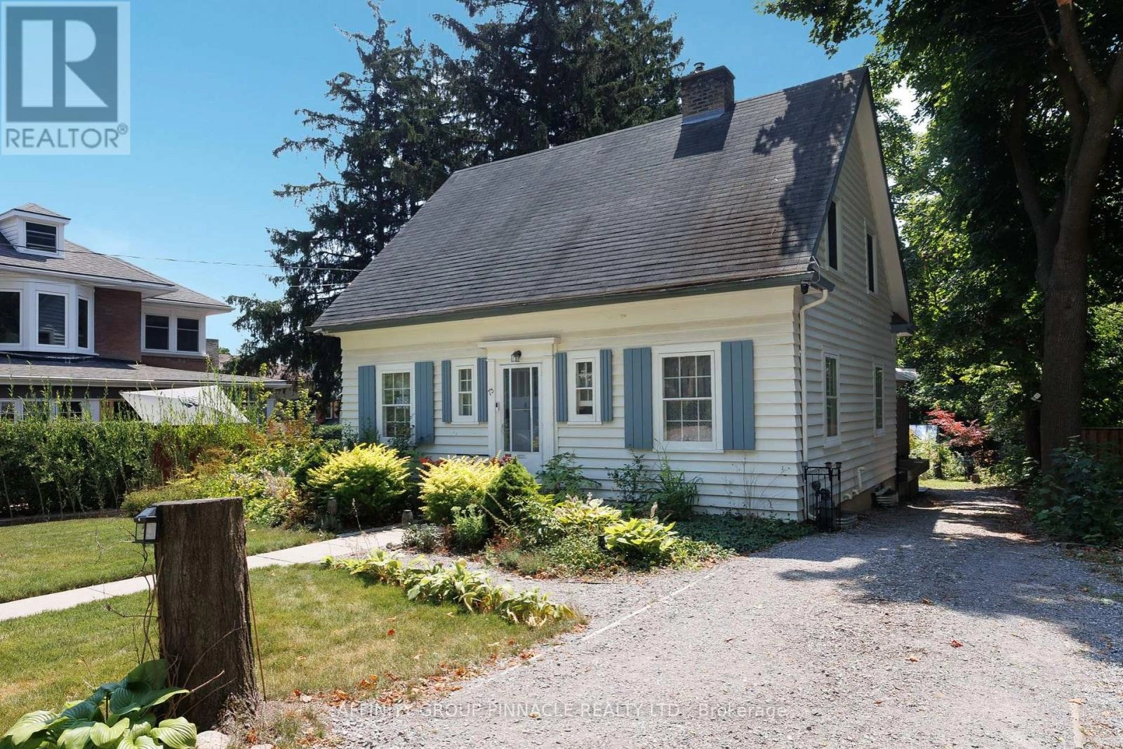 75 BOND STREET W, Kawartha Lakes, Ontario