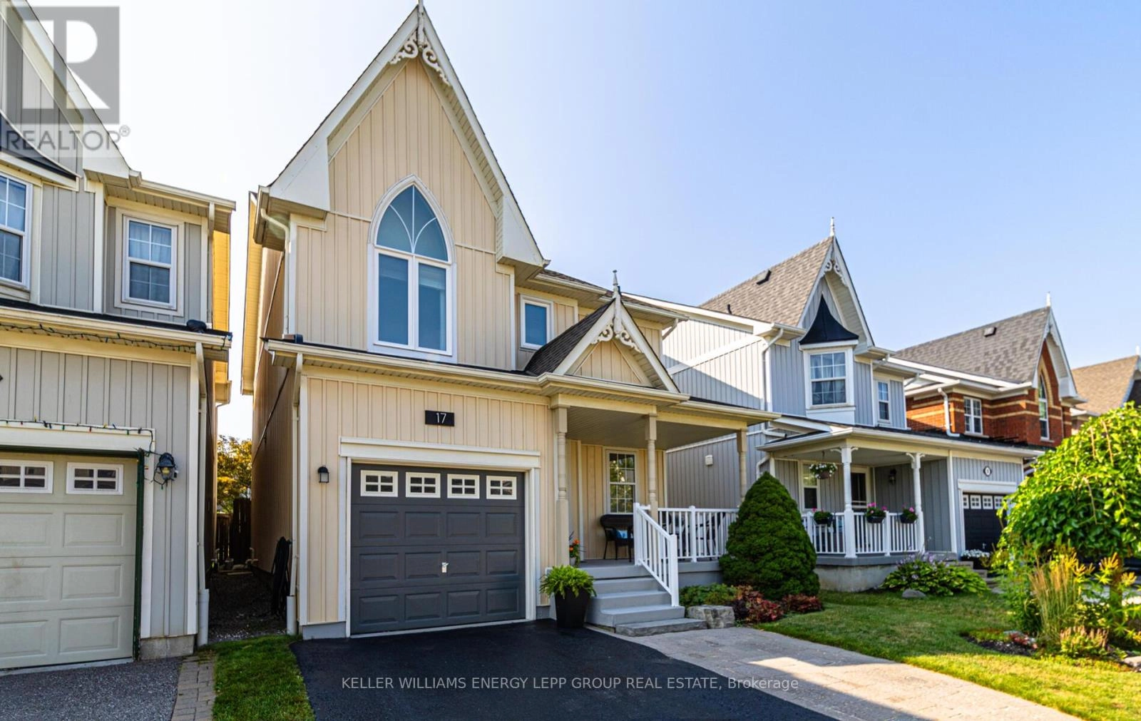 17 Beaumaris Crescent, Whitby, Ontario  L1M 2H3 - Photo 2 - E12351891