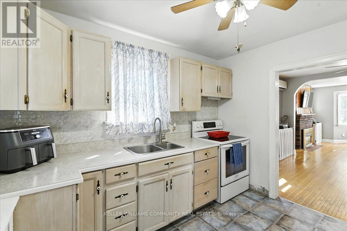 144 University Avenue E, Cobourg, Ontario K9A 1E1 - Photo 23 - X12352094