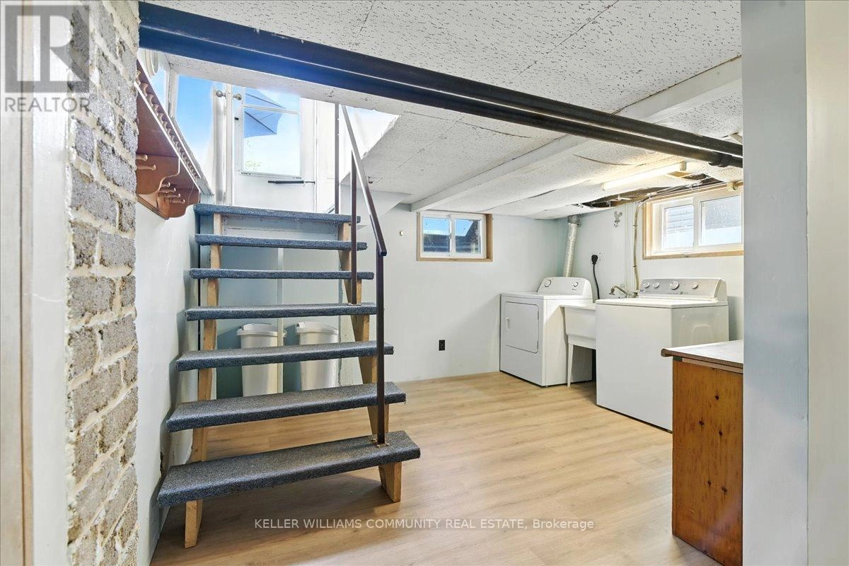 144 University Avenue E, Cobourg, Ontario K9A 1E1 - Photo 27 - X12352094