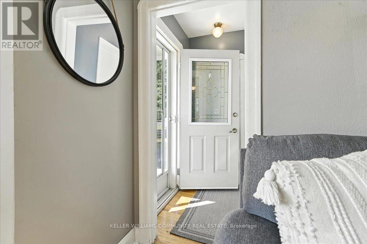 144 University Avenue E, Cobourg, Ontario K9A 1E1 - Photo 7 - X12352094