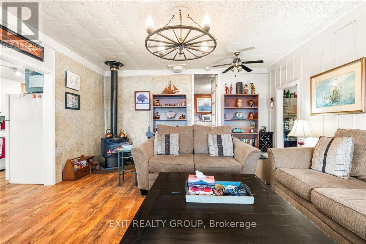 82 Canal Road, Trent Hills, Ontario K0L 1L0 - Photo 14 - X12352313