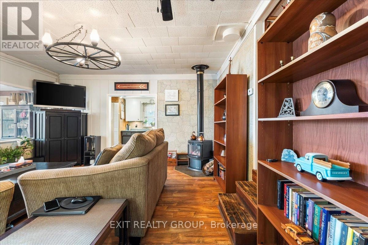 82 Canal Road, Trent Hills, Ontario K0L 1L0 - Photo 16 - X12352313