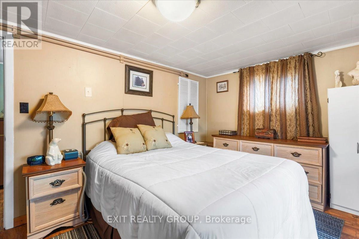 82 Canal Road, Trent Hills, Ontario K0L 1L0 - Photo 20 - X12352313