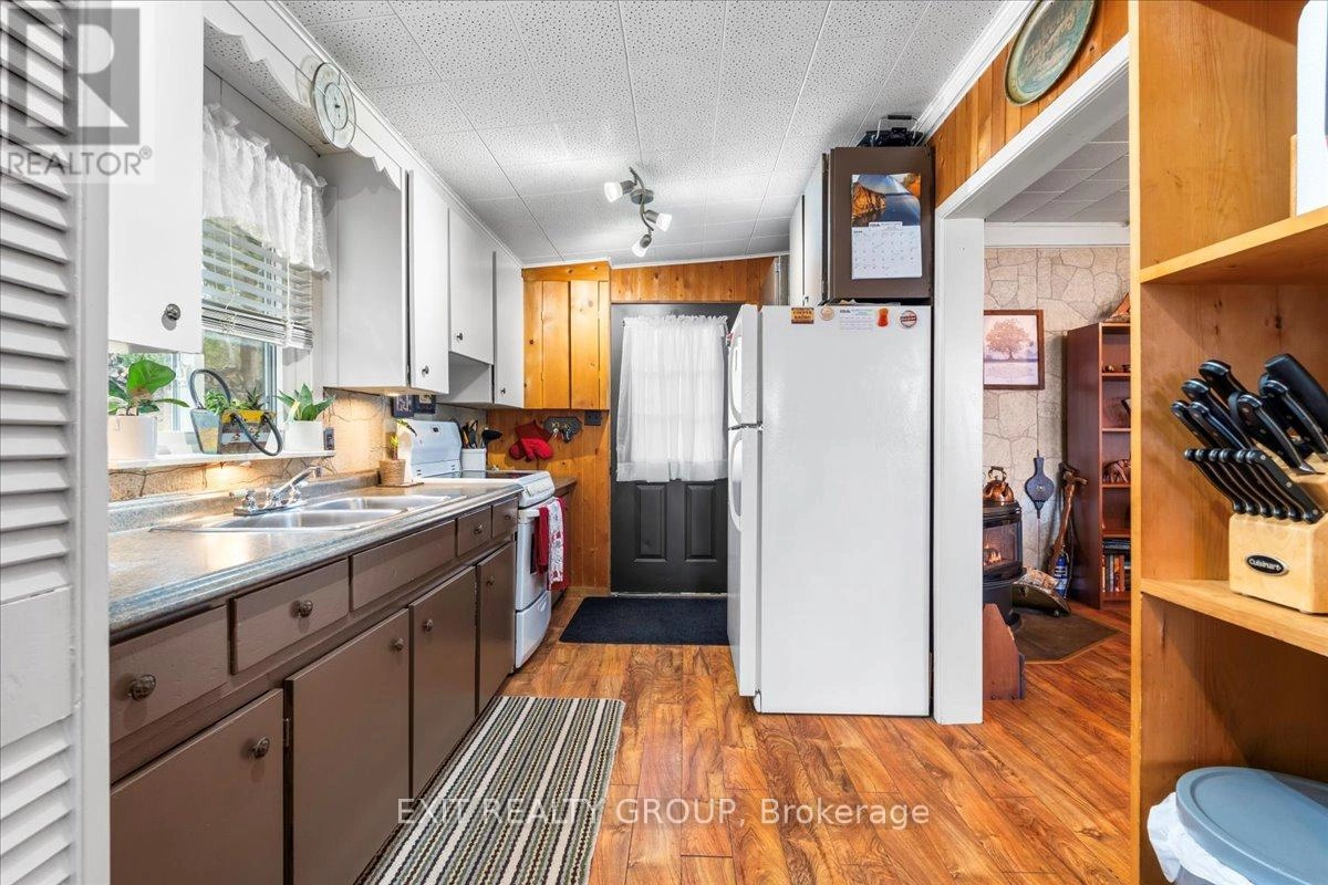 82 Canal Road, Trent Hills, Ontario K0L 1L0 - Photo 4 - X12352313