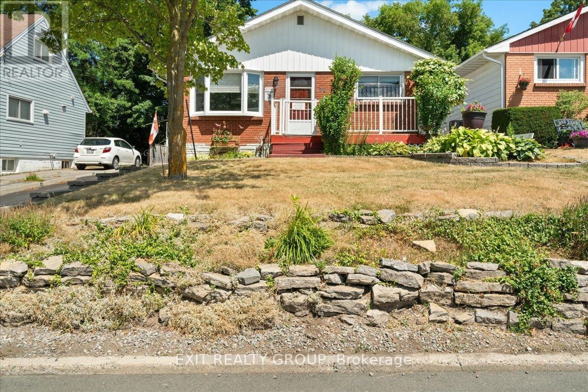 28 KIDD AVENUE, Quinte West, Ontario
