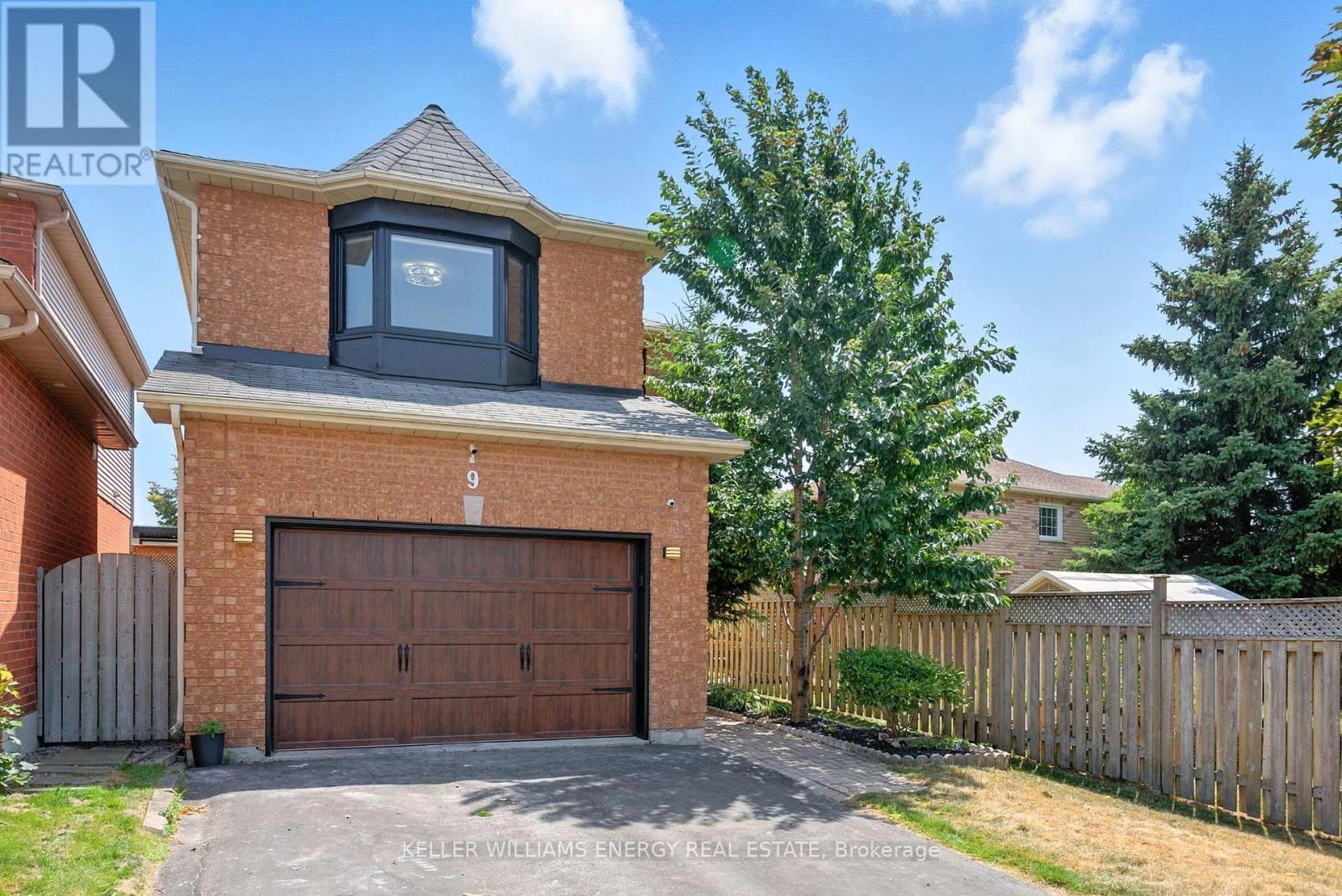 9 Glen Ray Court, Clarington, Ontario  L1C 4W7 - Photo 2 - E12352459