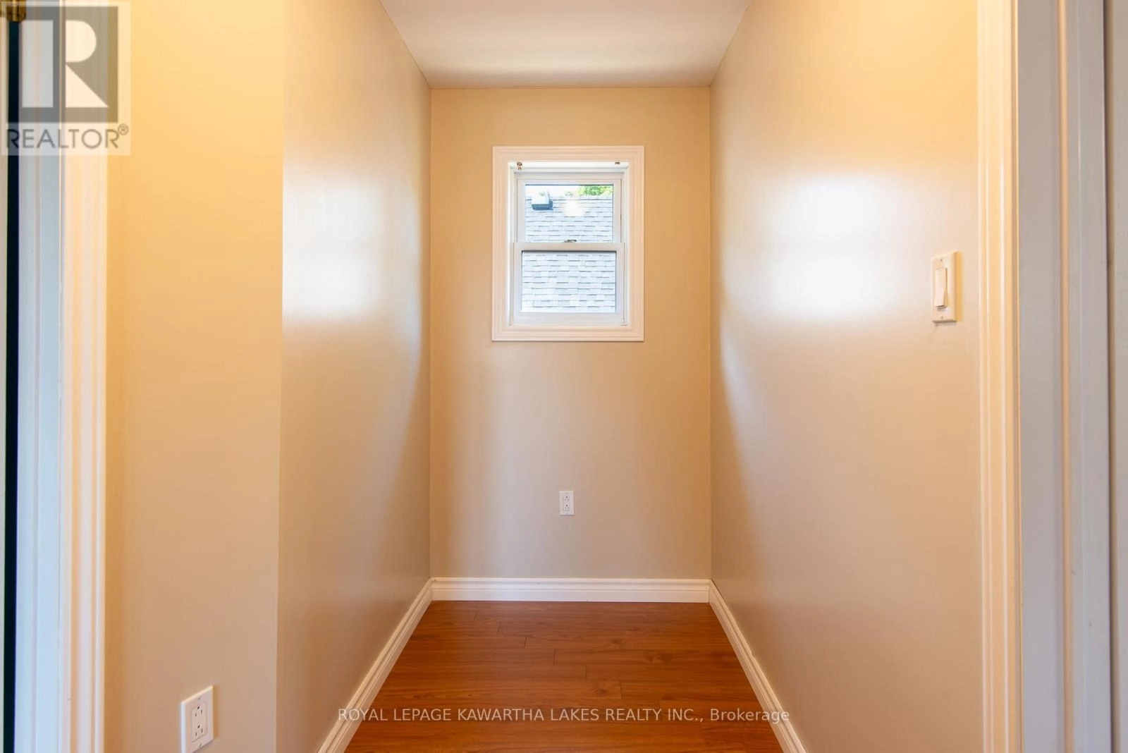 91 Glenelg Street W, Kawartha Lakes, Ontario K9V 2V8 - Photo 19 - X12352452