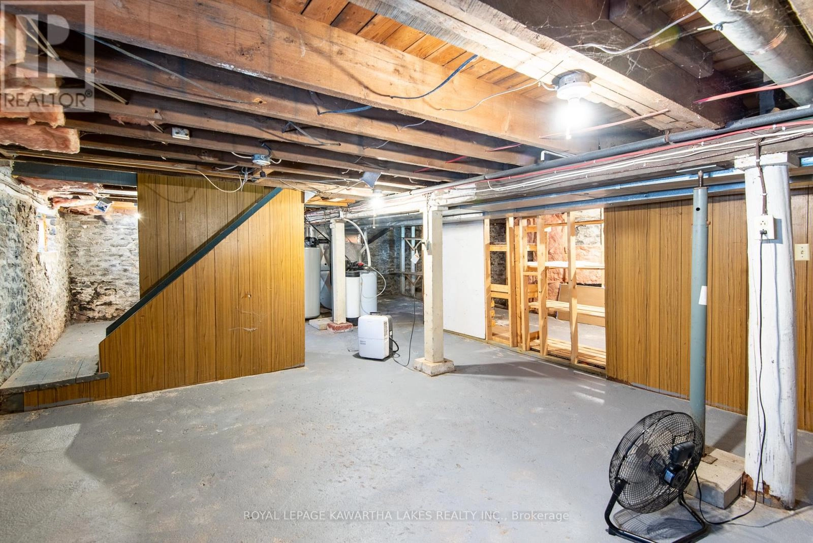 91 Glenelg Street W, Kawartha Lakes, Ontario K9V 2V8 - Photo 29 - X12352452