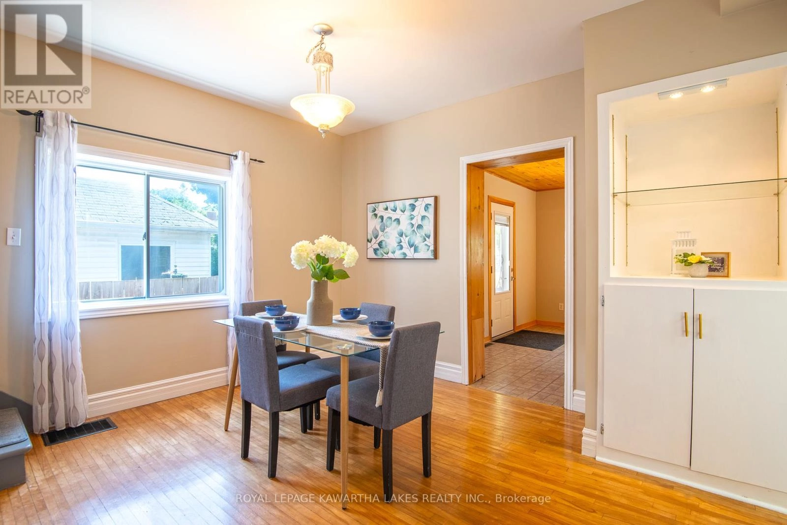 91 Glenelg Street W, Kawartha Lakes, Ontario K9V 2V8 - Photo 5 - X12352452