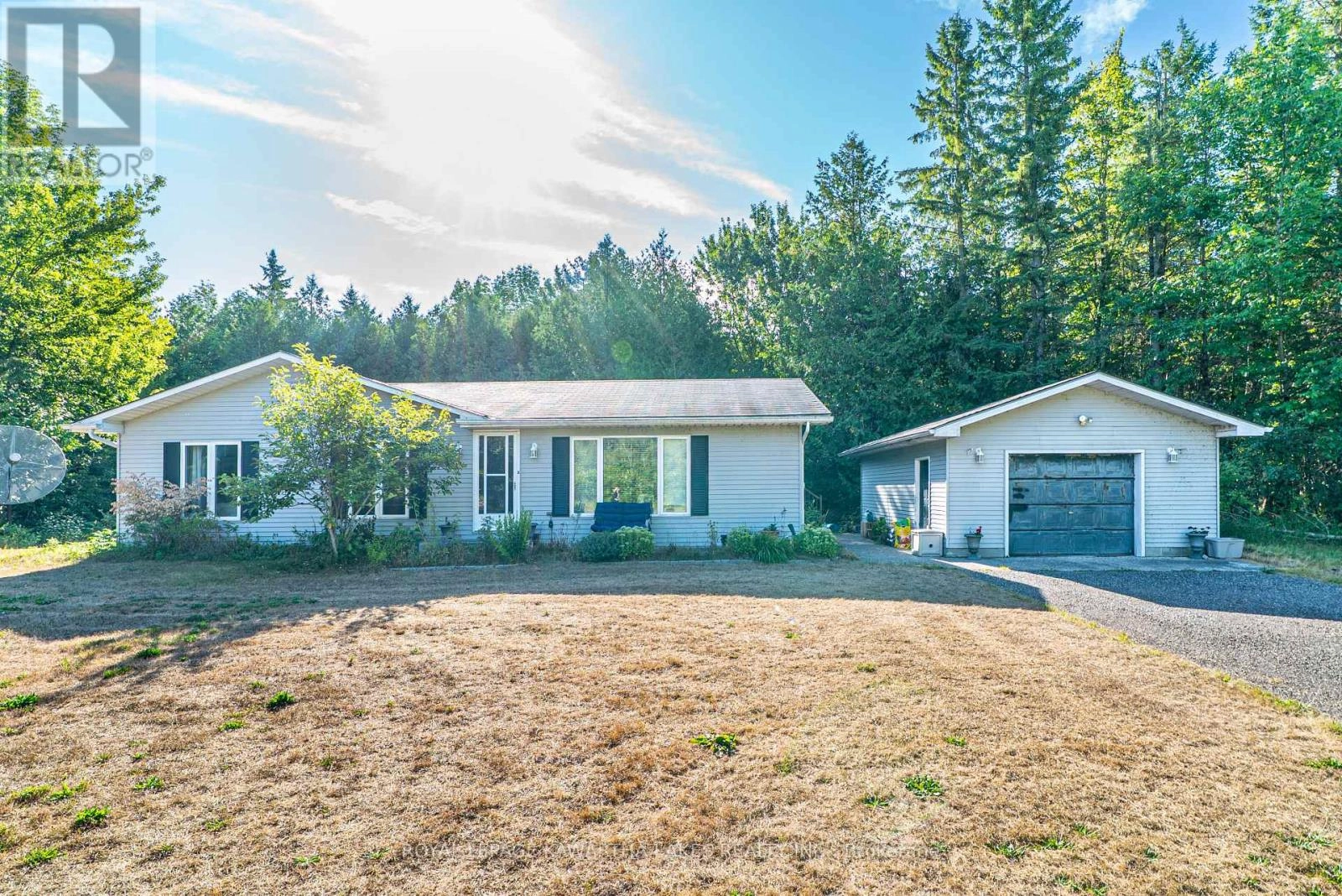 518 Balsam Lake Drive, Kawartha Lakes, Ontario  K0M 2B0 - Photo 1 - X12352603