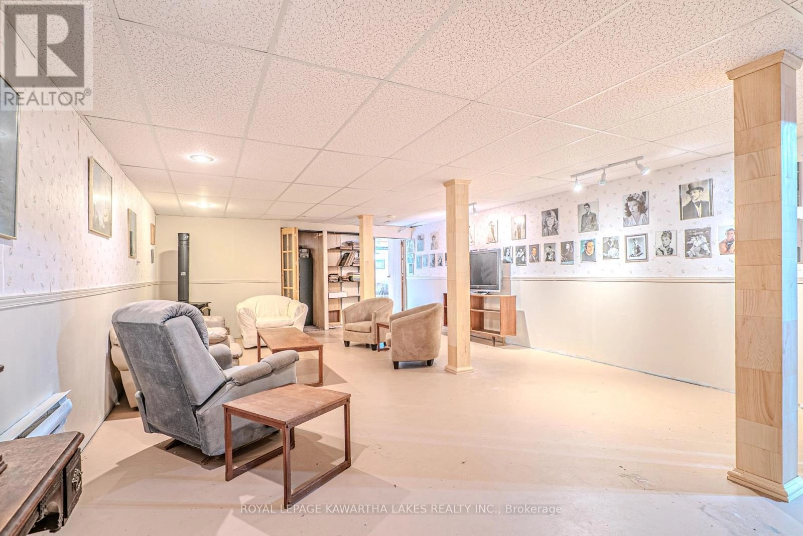 518 Balsam Lake Drive, Kawartha Lakes, Ontario K0M 2B0 - Photo 27 - X12352603