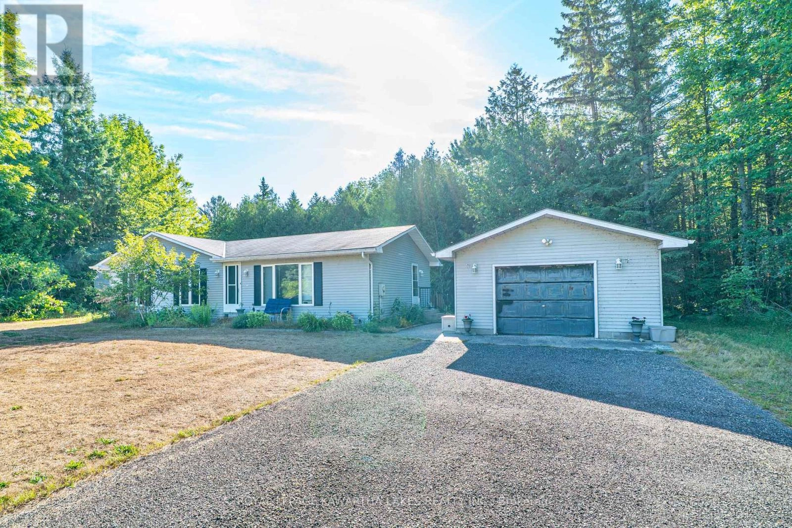 518 Balsam Lake Drive, Kawartha Lakes, Ontario K0M 2B0 - Photo 7 - X12352603