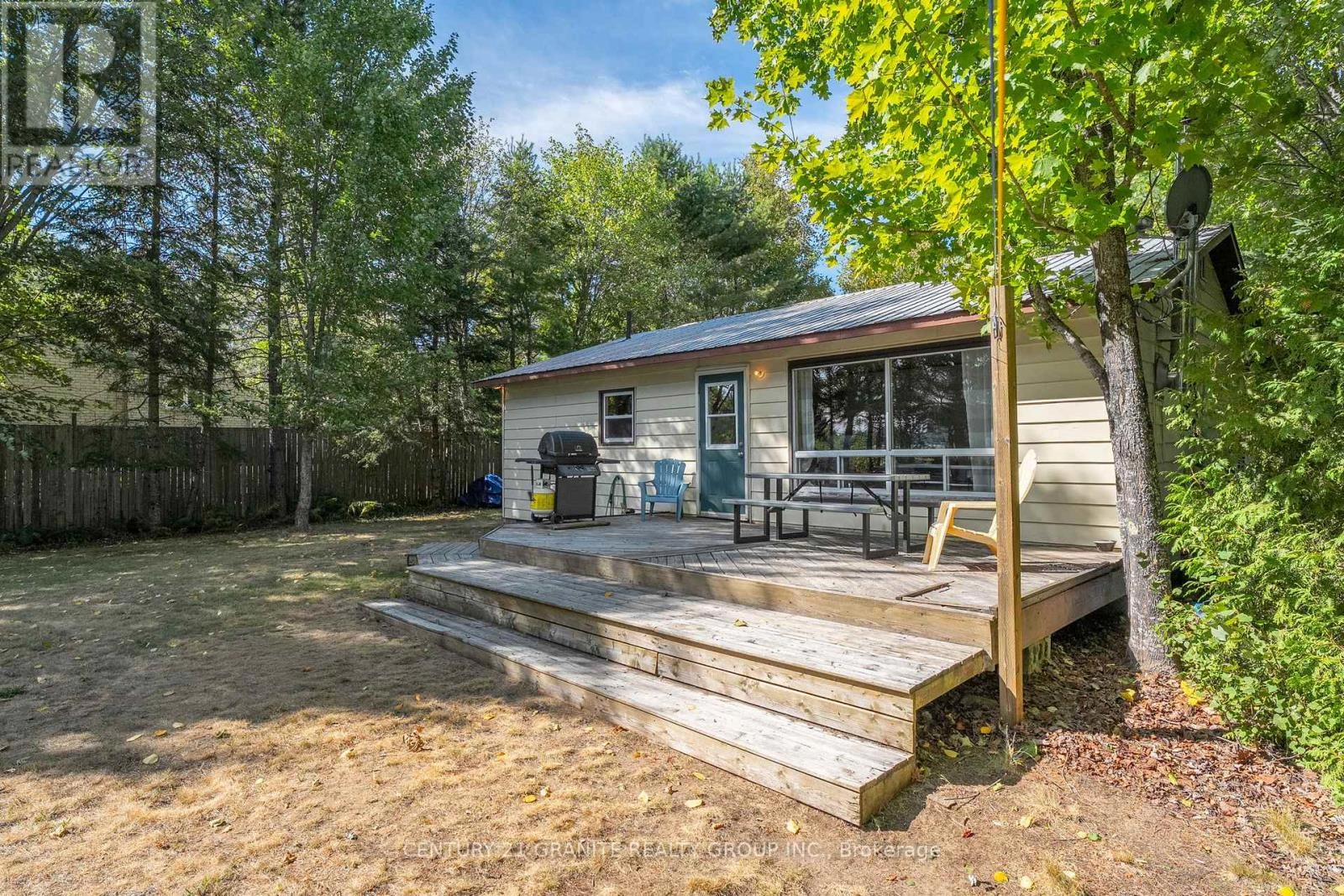 920 Papineau Lake Road, Hastings Highlands, Ontario  K0L 2R0 - Photo 2 - X12352716