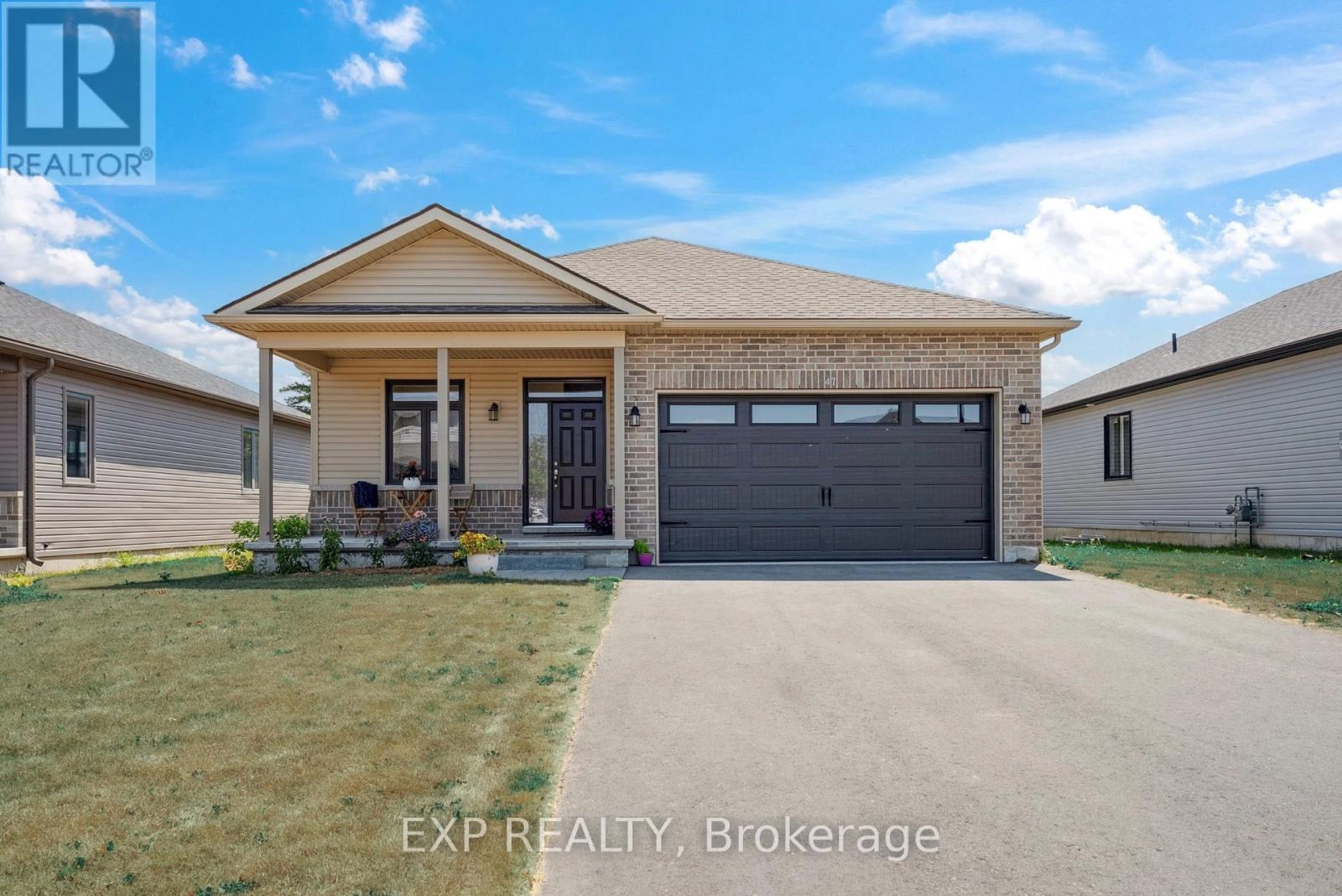 47 Allen Street, Prince Edward County, Ontario  K0K 2T0 - Photo 3 - X12318423