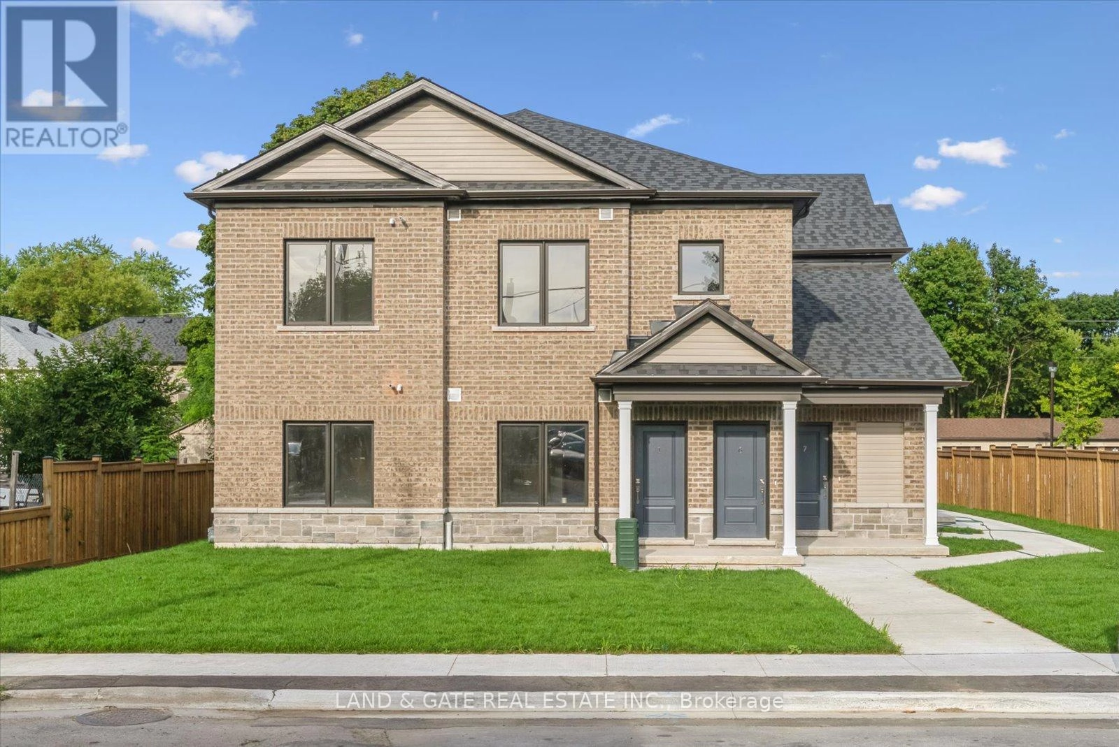 3 - 223 Albert Street, Oshawa, Ontario  L1H 4R6 - Photo 3 - E12352920