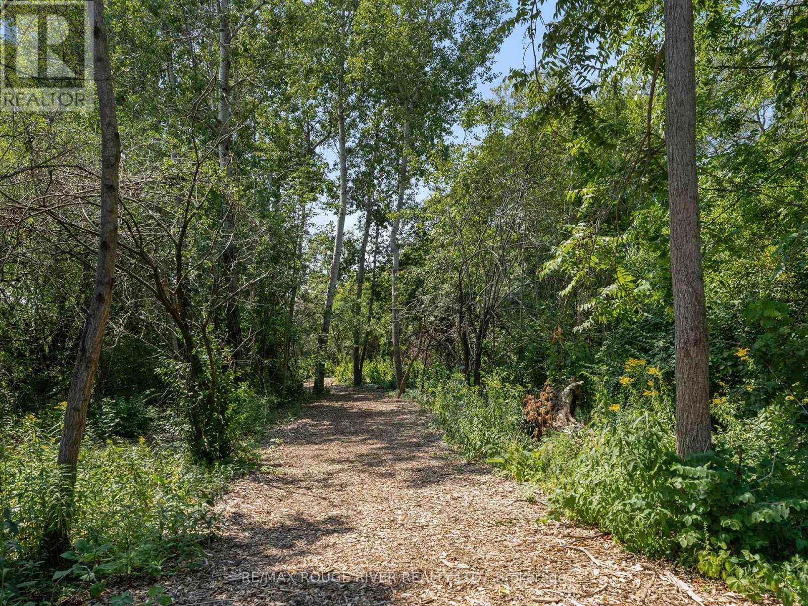 3-1000 D'arcy Street, Cobourg, Ontario K9A 4B6 - Photo 8 - X12352571