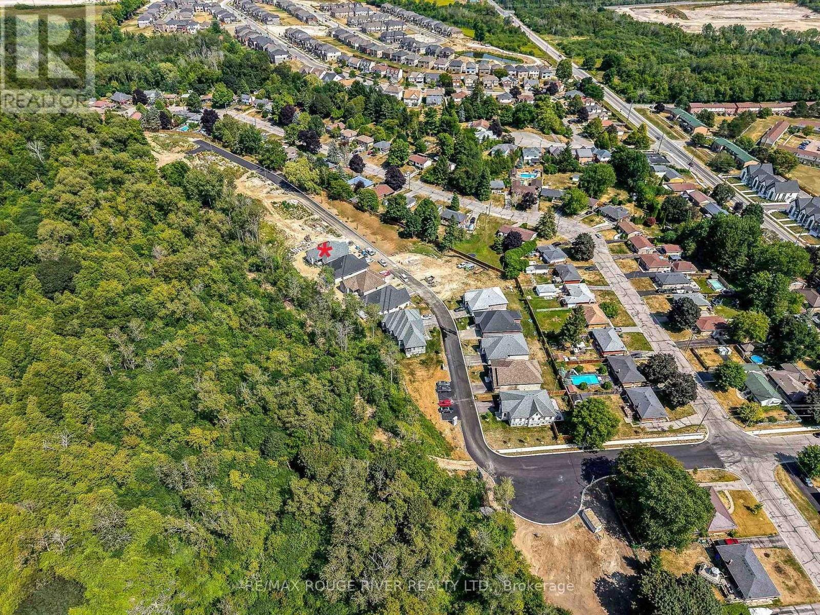 5-1000 D'arcy Street, Cobourg, Ontario K9A 4B6 - Photo 6 - X12352642