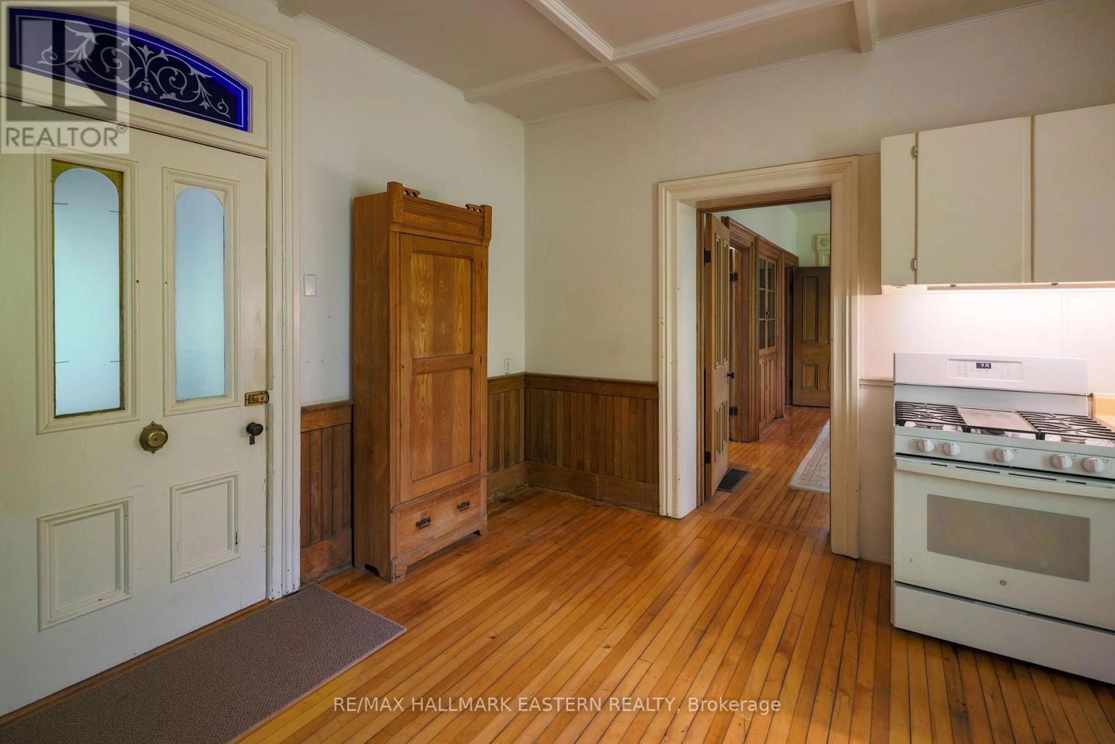 4372 County Road 29, Douro-Dummer, Ontario K0L 2H0 - Photo 11 - X12353098