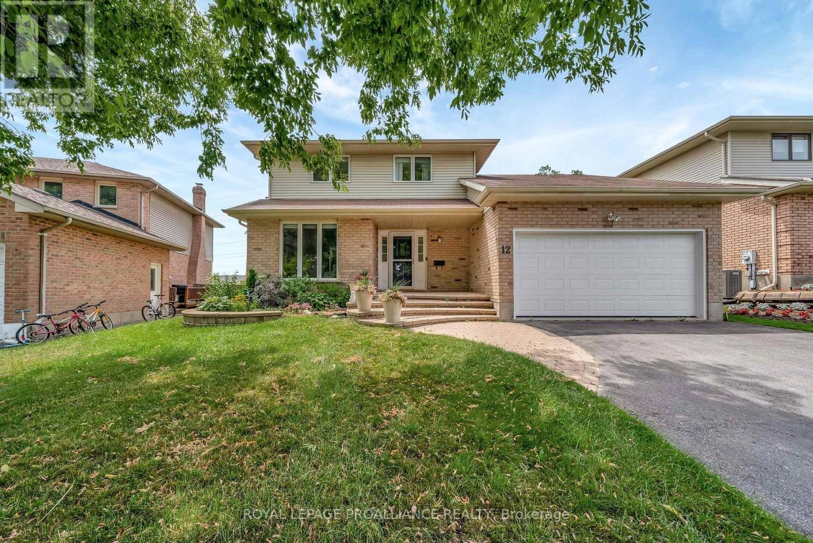 12 Hastings Drive, Quinte West, Ontario  K8V 6L3 - Photo 2 - X12259344