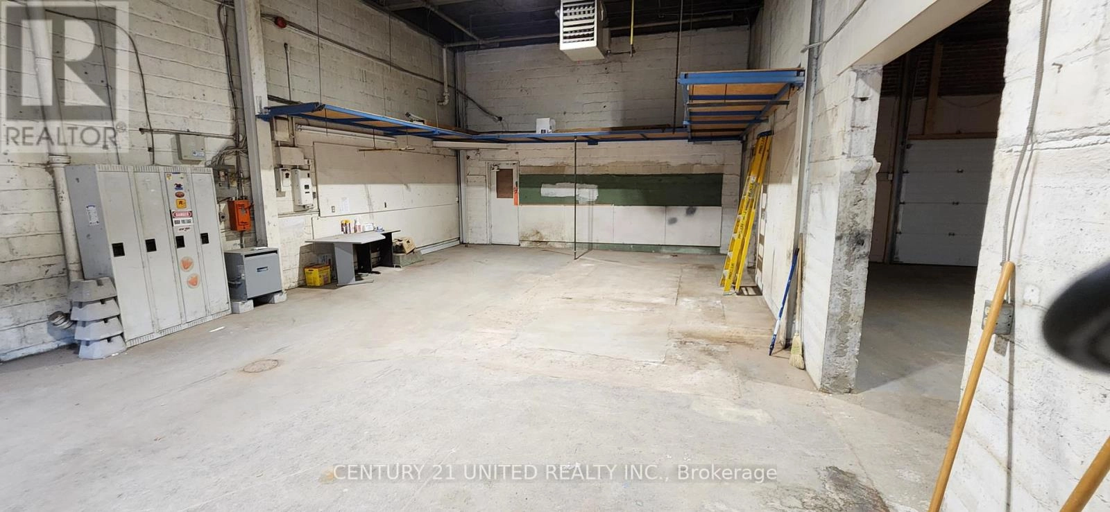 3 - 739 Monaghan Road, Peterborough South, Ontario  K9J 5J9 - Photo 2 - X12189741