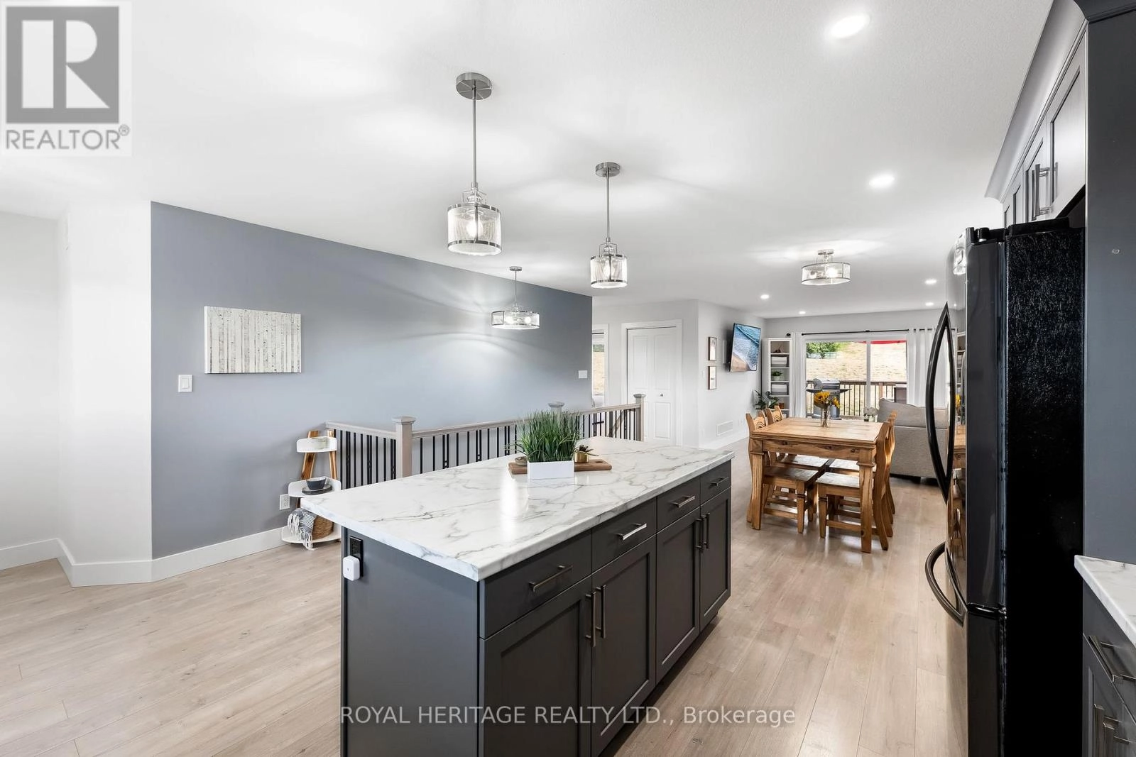 39 Caleb Crescent, Quinte West, Ontario K0K 2C0 - Photo 16 - X12353140