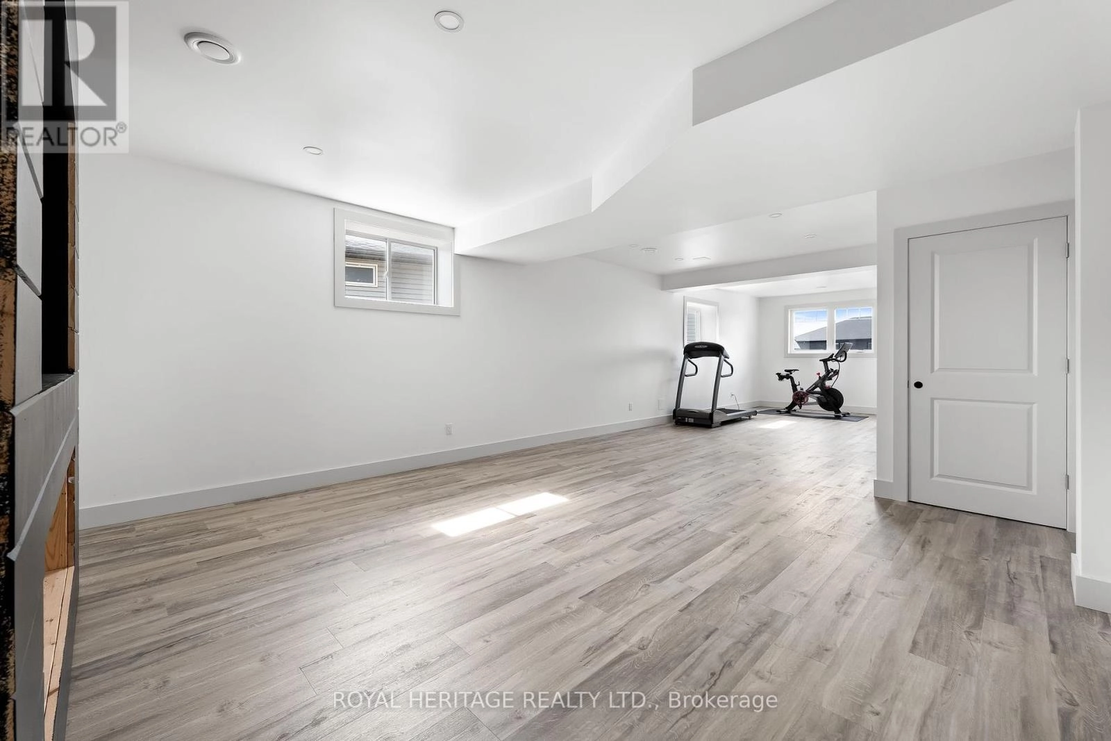 39 Caleb Crescent, Quinte West, Ontario K0K 2C0 - Photo 30 - X12353140