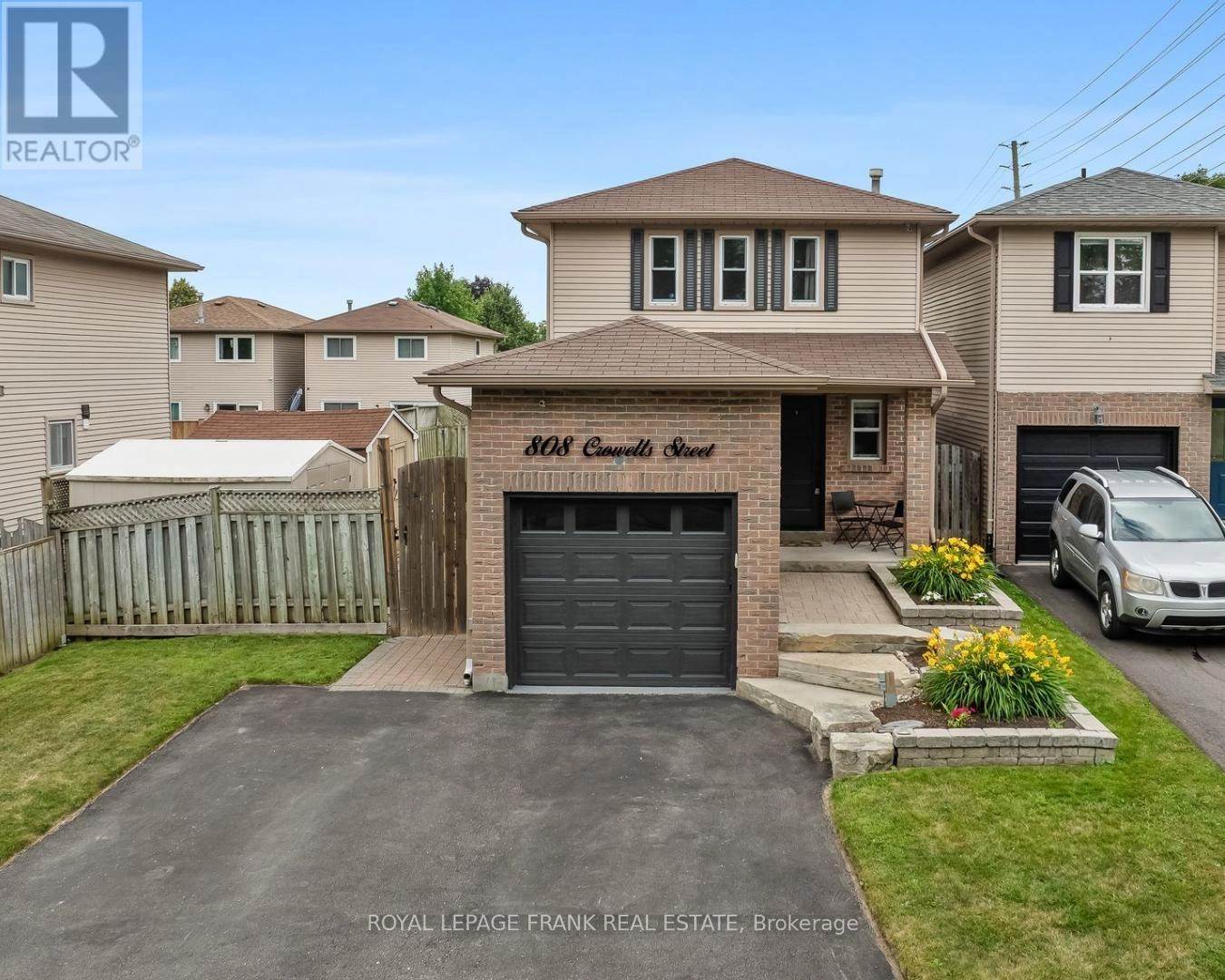 808 Crowells Street, Oshawa, Ontario  L1K 1X4 - Photo 1 - E12353519