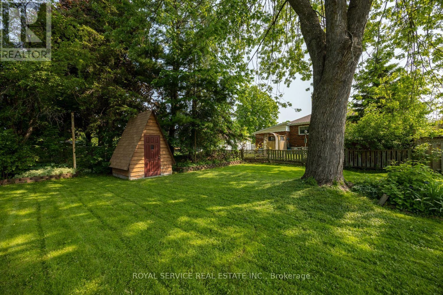 388 Dublin Street, Peterborough, Ontario  K9H 3C9 - Photo 2 - X12353908