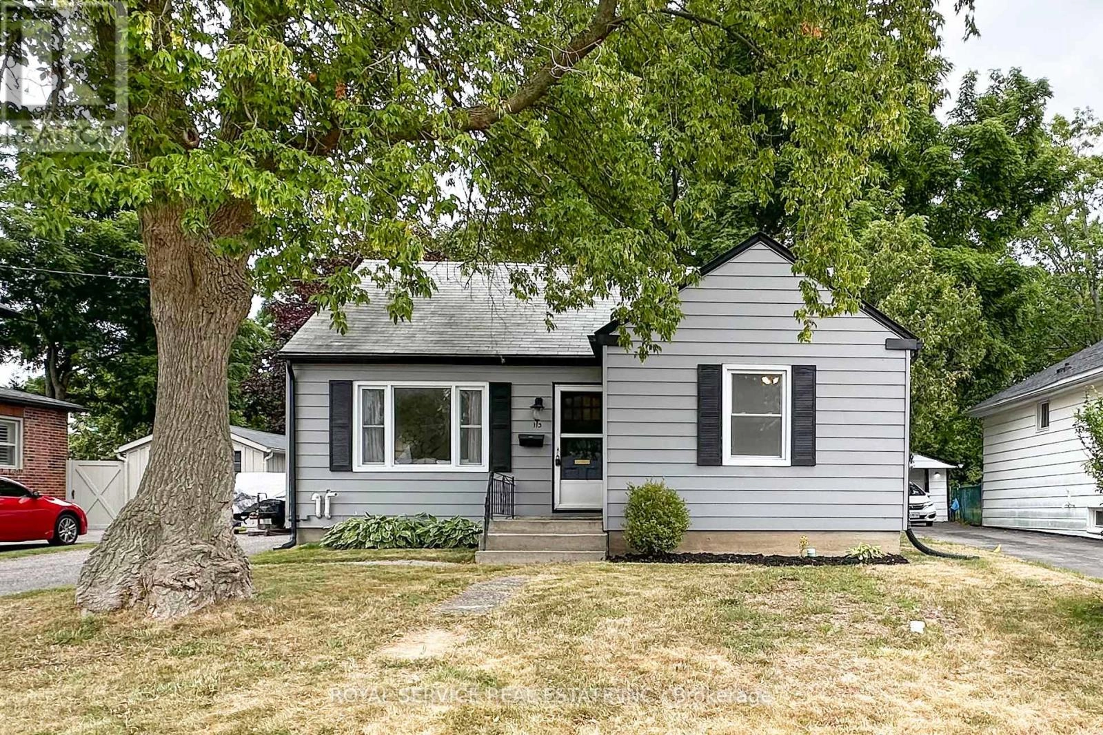 113 Elgin Street N, Port Hope, Ontario  L1A 2L9 - Photo 1 - X12354071