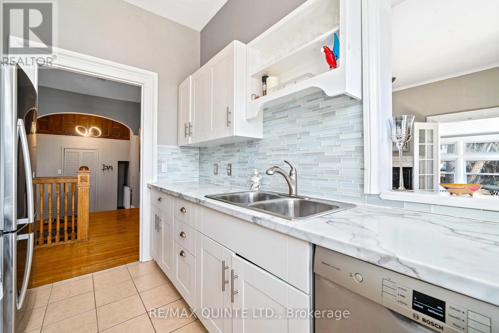 Upper Level - 156 Bridge Street E, Belleville, Ontario  K8N 1M9 - Photo 3 - X12354128