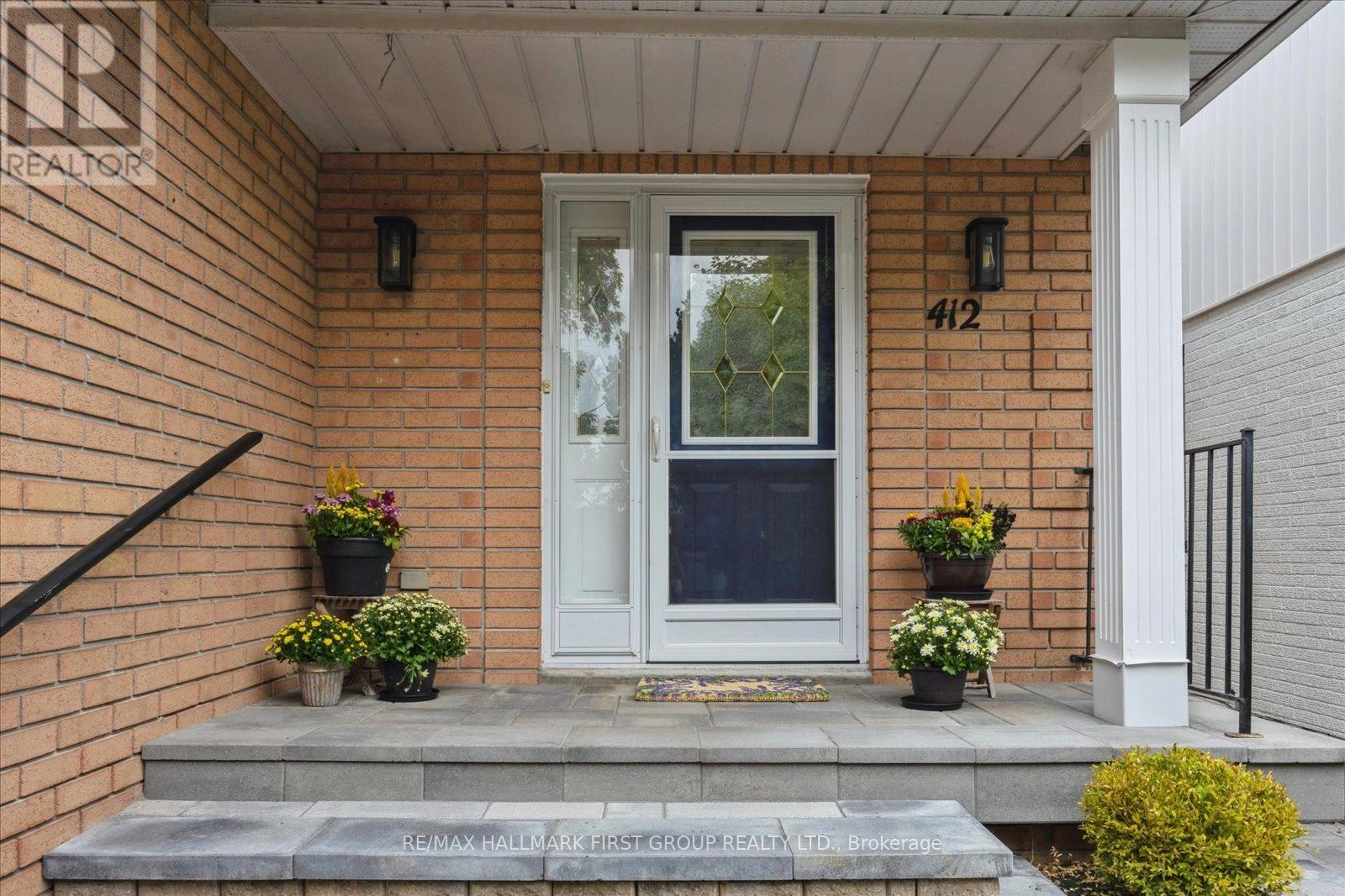 412 Athol Street, Whitby, Ontario  L1N 3Z6 - Photo 2 - E12354406