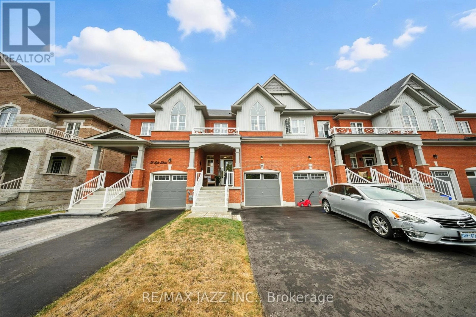 70 Lyle Drive, Clarington, Ontario  L1C 0V7 - Photo 2 - E12354441