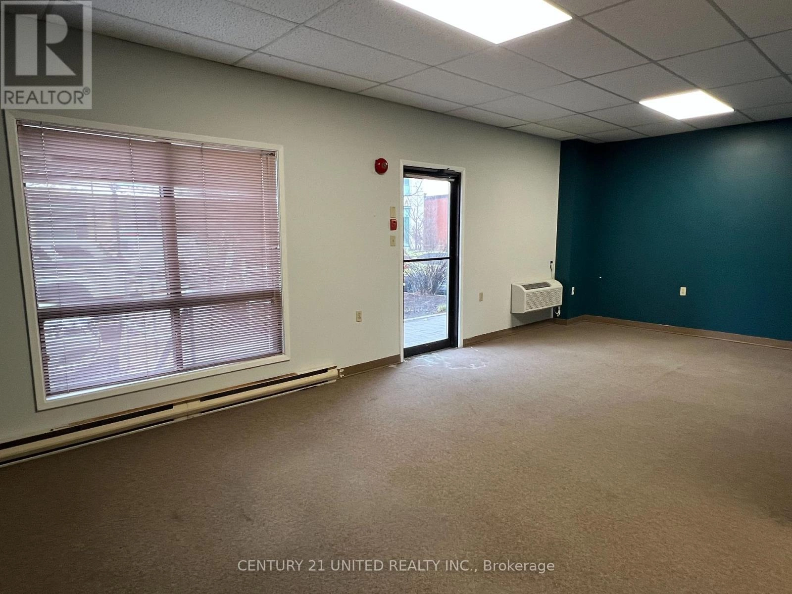 313 Water Street, Peterborough Central, Ontario  K9J 7W7 - Photo 2 - X12109871