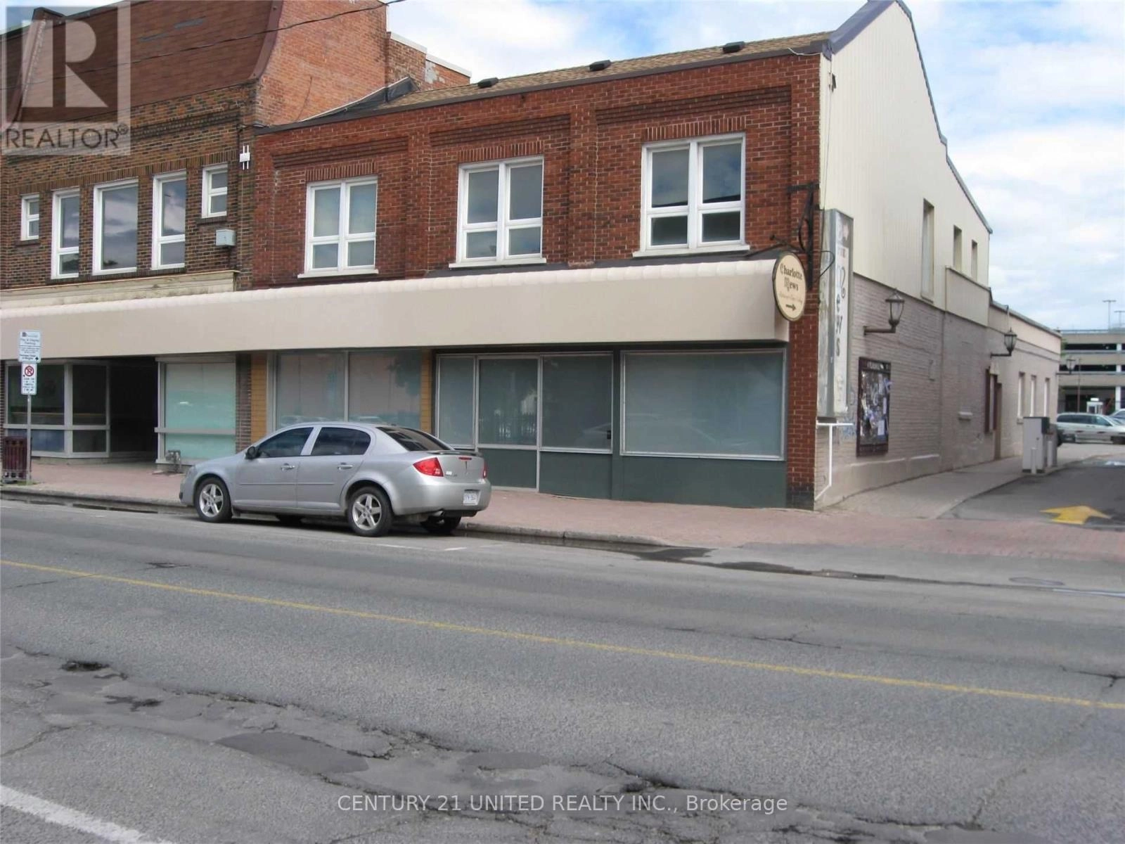 Upper - 200 Charlotte Street, Peterborough Central, Ontario  K9J 2T8 - Photo 1 - X4996156