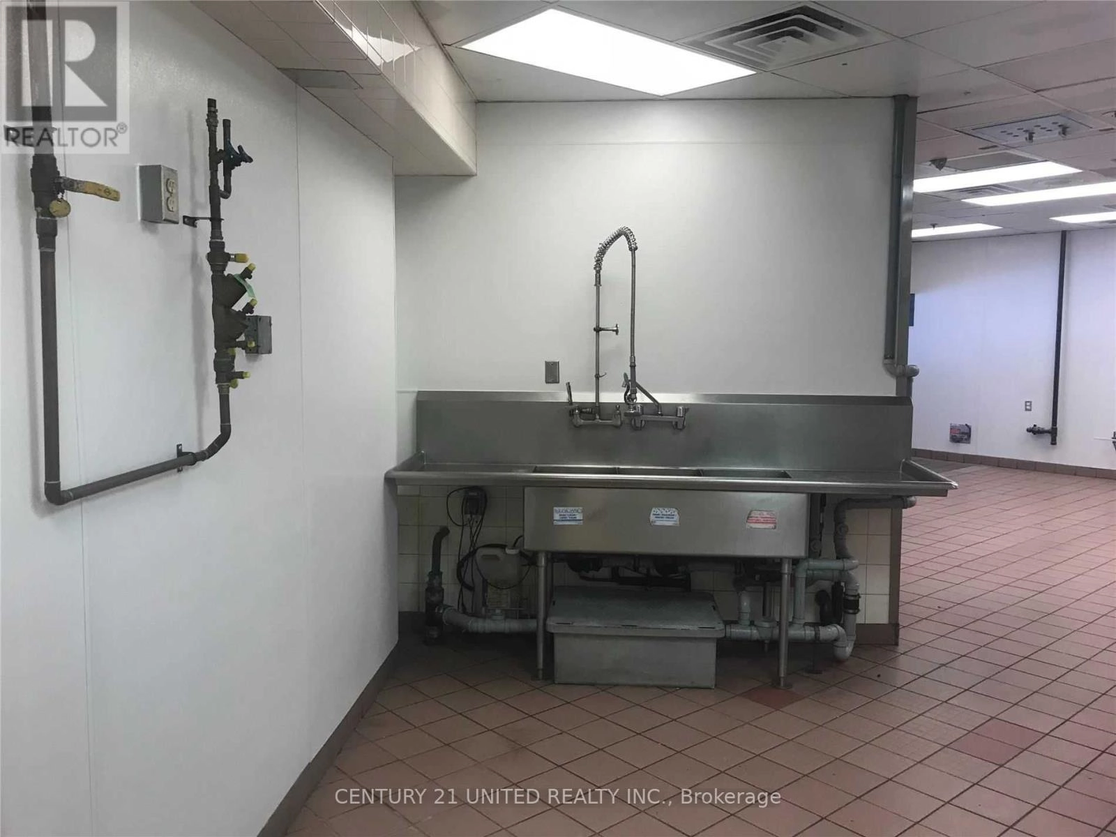50 - 360 George Street N, Peterborough Central, Ontario  K9H 7E7 - Photo 3 - X5311875