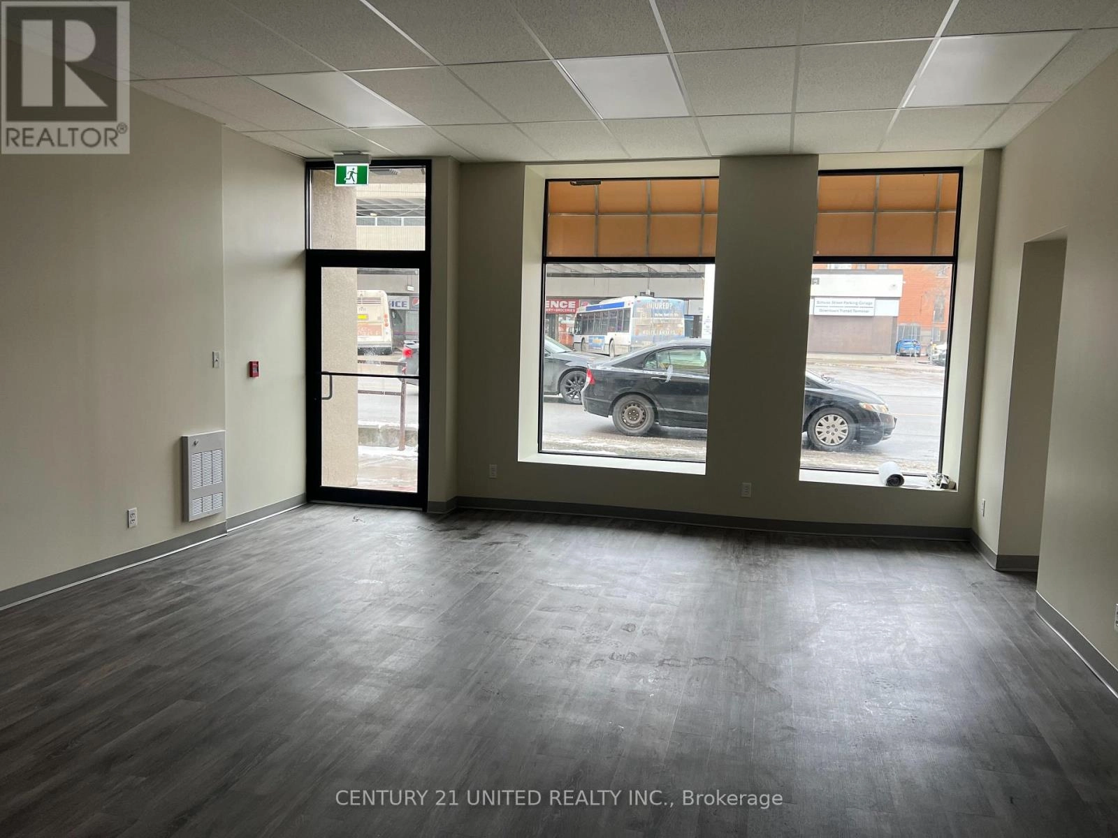 187-189 Simcoe Street, Peterborough Central, Ontario  K9H 2H6 - Photo 3 - X7393022