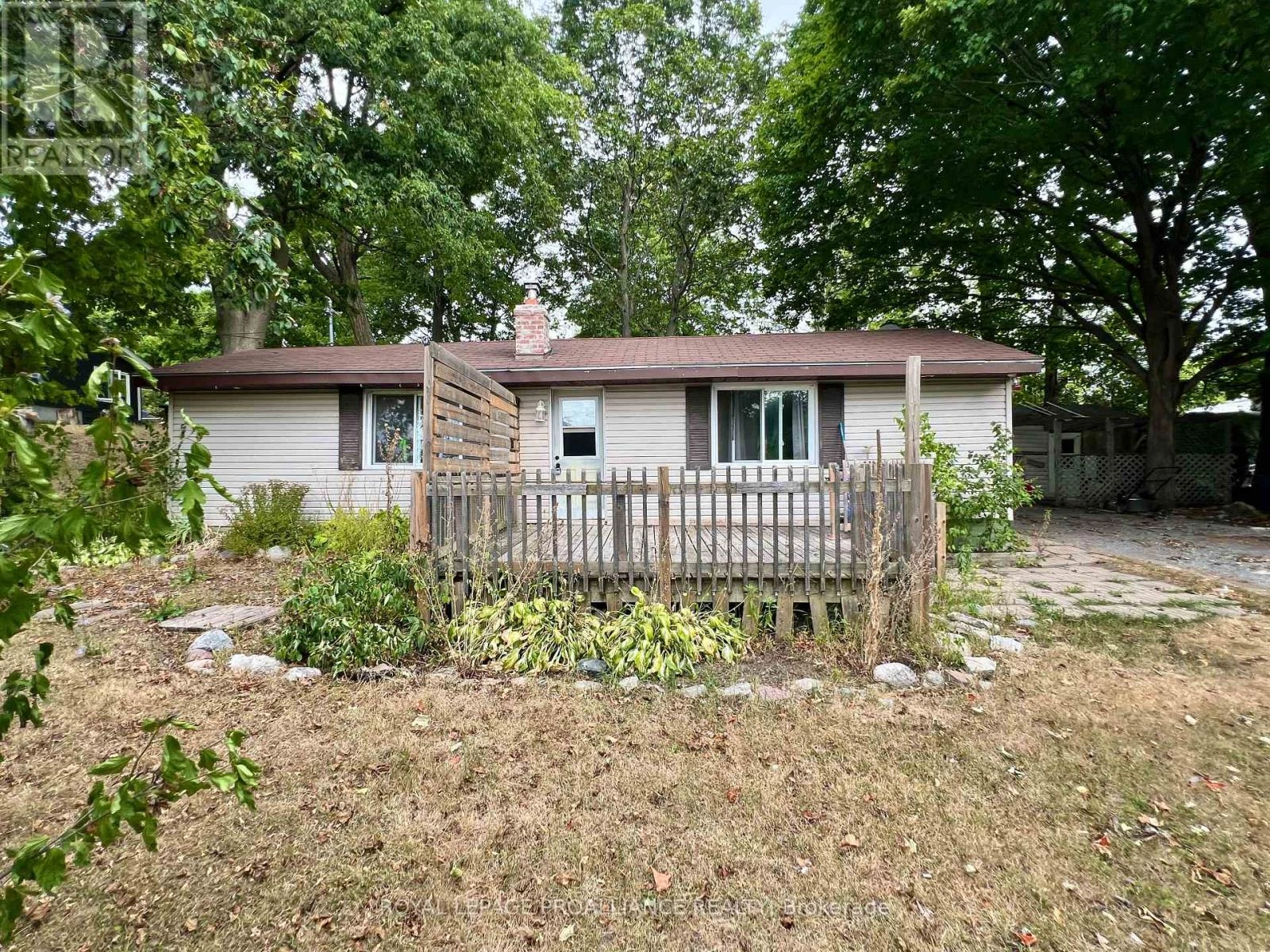 2112 Hamilton Road, Quinte West, Ontario  K8V 5P8 - Photo 1 - X12354763