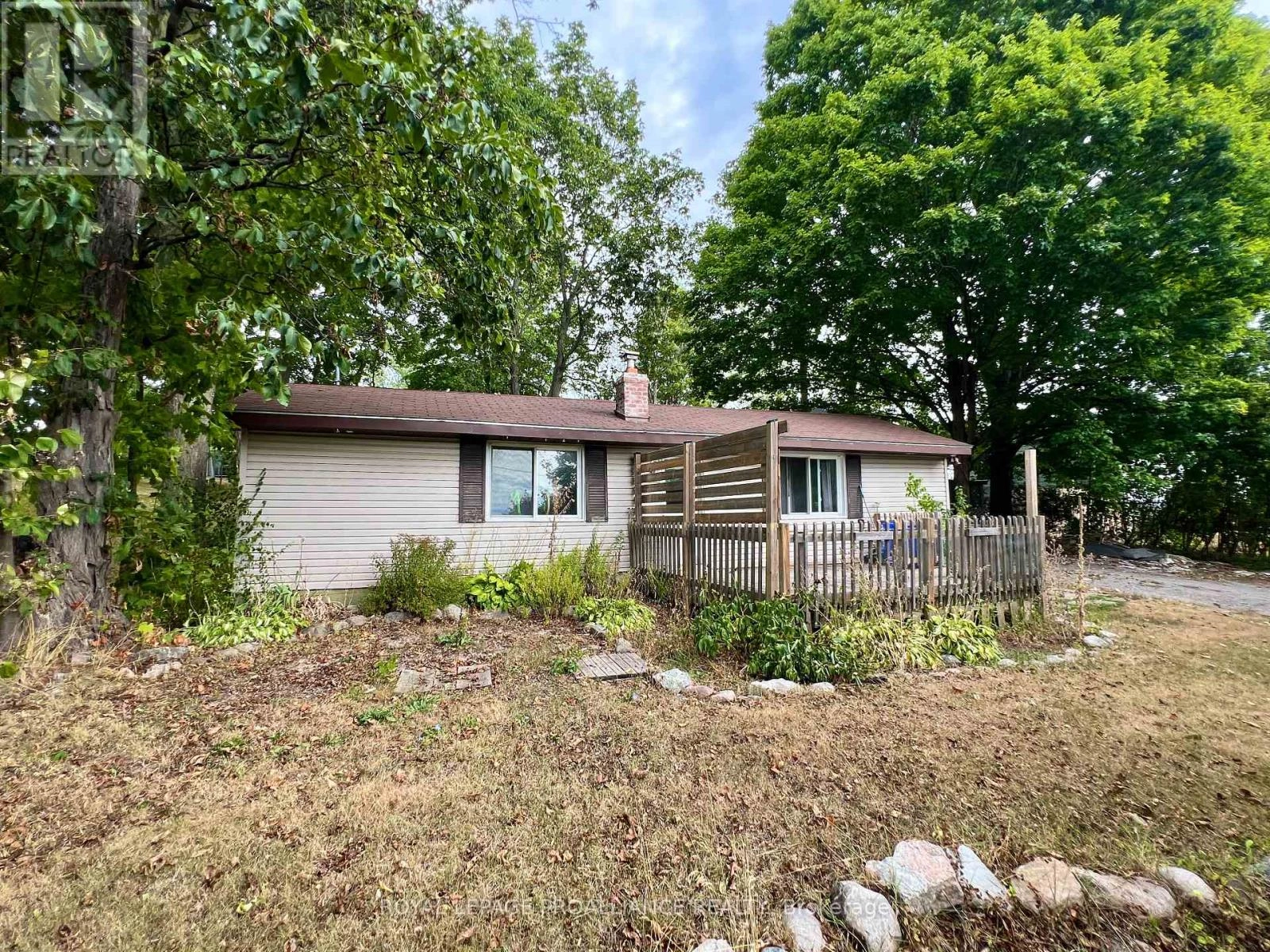 2112 Hamilton Road, Quinte West, Ontario  K8V 5P8 - Photo 2 - X12354763