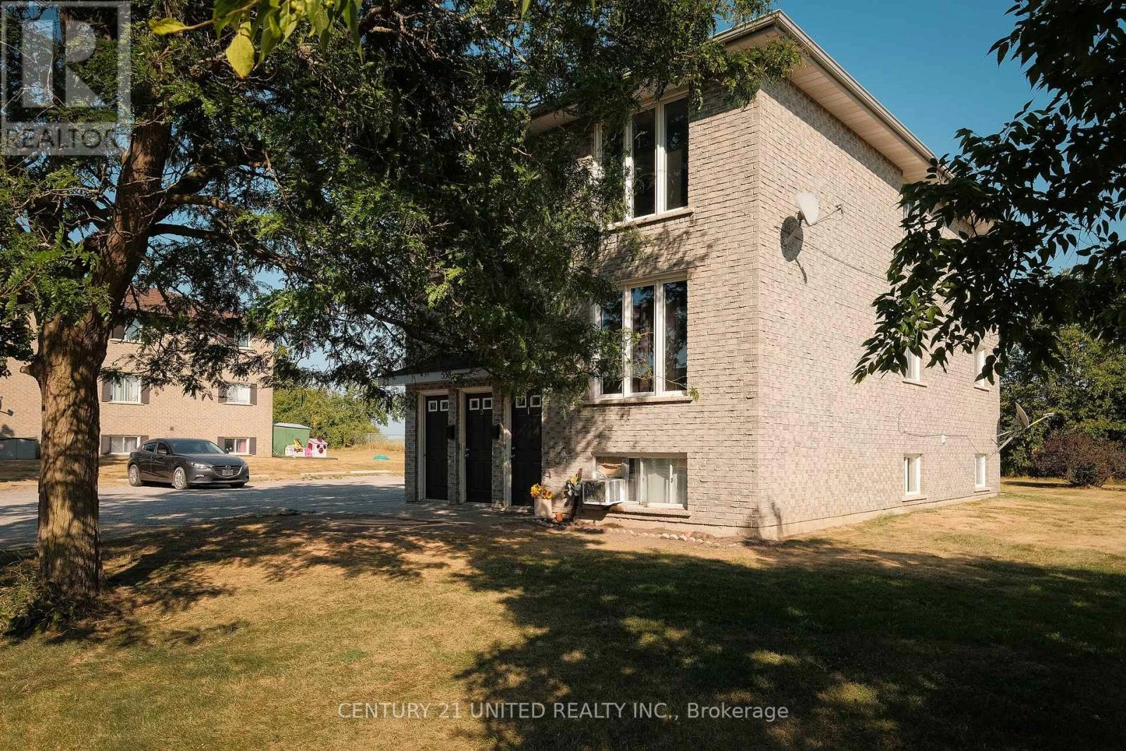 538 Crystal Drive, Peterborough South, Ontario  K9J 8H1 - Photo 1 - X12354835
