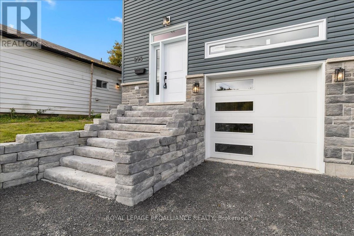 293 Church Street, Greater Napanee, Ontario  K7R 1C5 - Photo 2 - X12355190