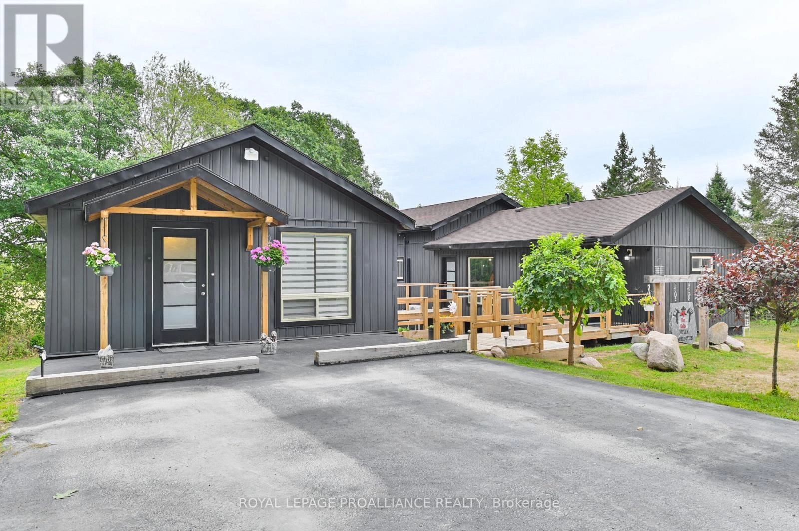 138 Hollister Road, Tweed, Ontario  K0K 3J0 - Photo 1 - X12355477