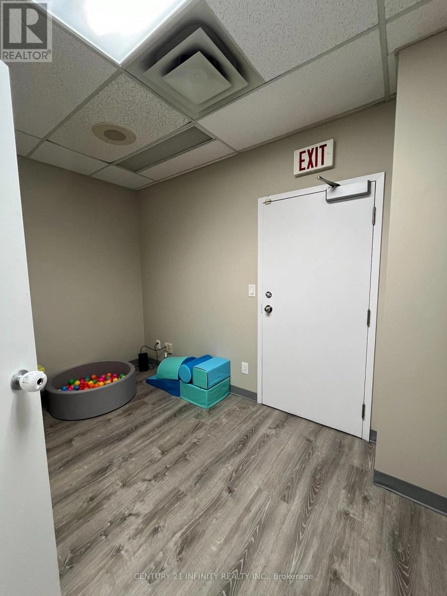 207 - 601 Harwood Avenue S, Ajax, Ontario  L1S 2J5 - Photo 3 - E12352996