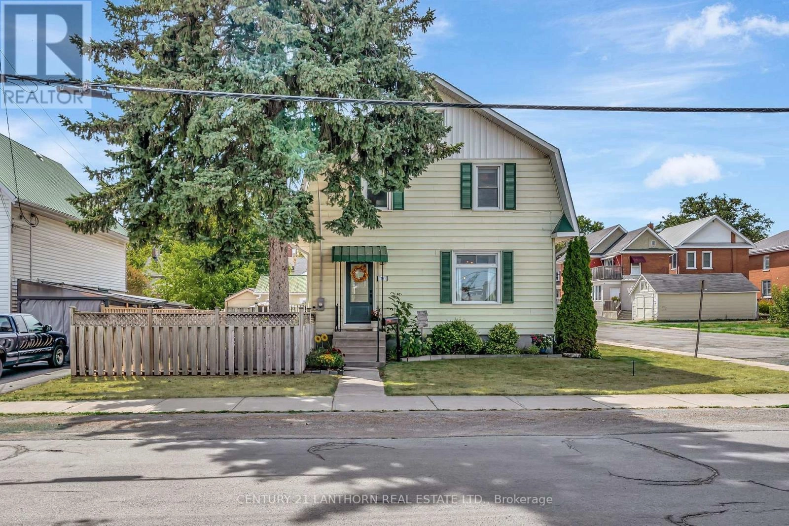26 Everett Street, Belleville, Ontario  K8P 3J9 - Photo 1 - X12356303