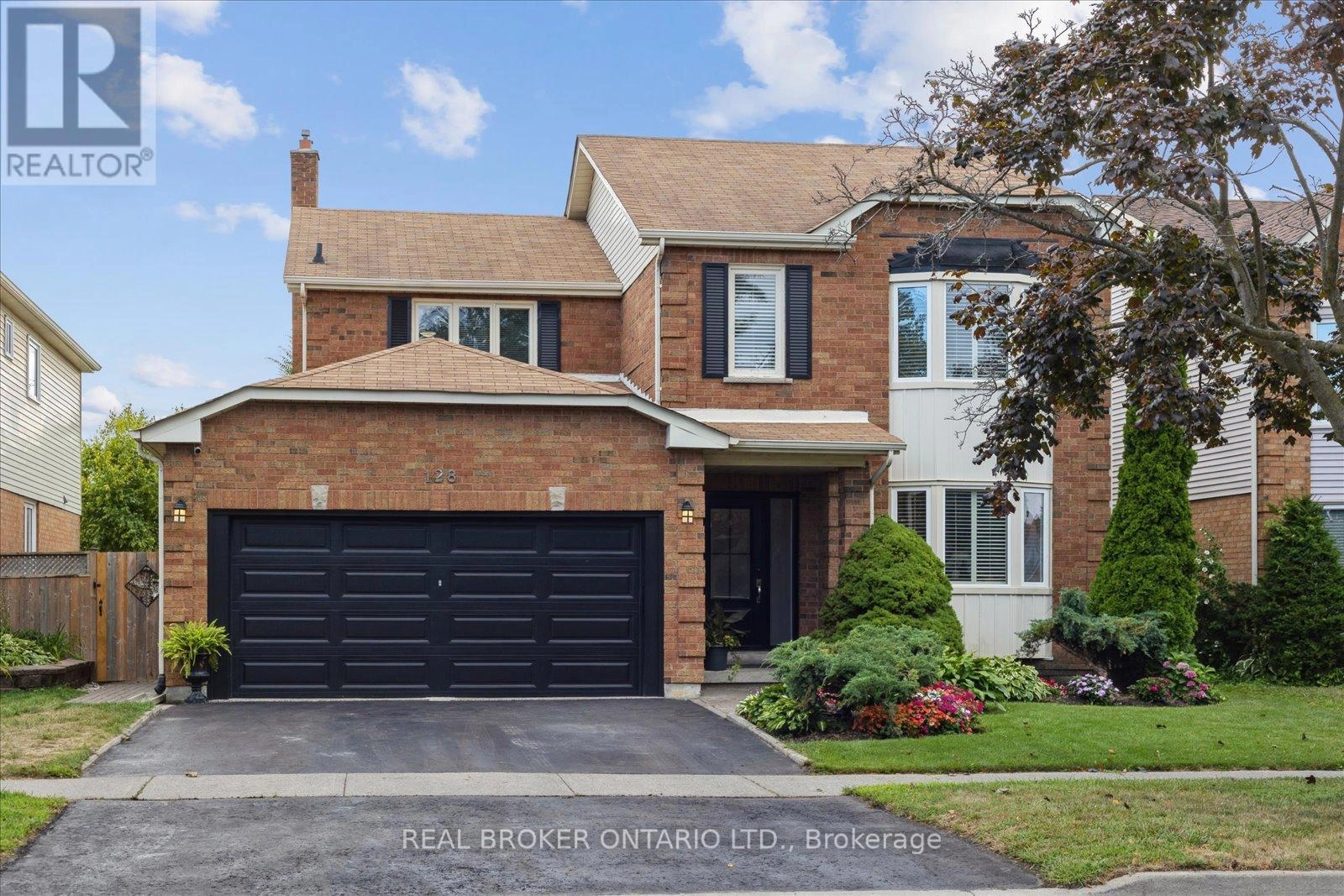 128 Robert Adams Drive, Clarington, Ontario  L1E 2C4 - Photo 1 - E12356407