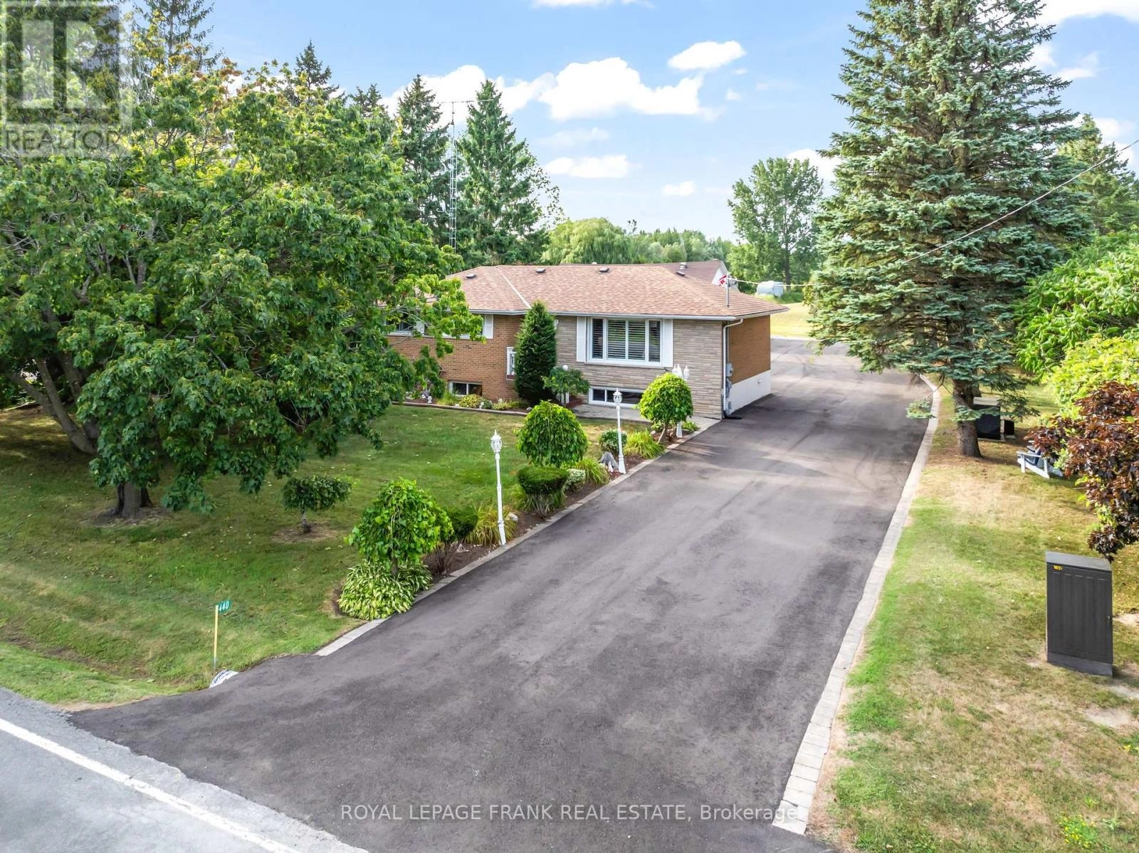 1440 Pebblestone Road, Clarington, Ontario  L1E 2K5 - Photo 2 - E12356573