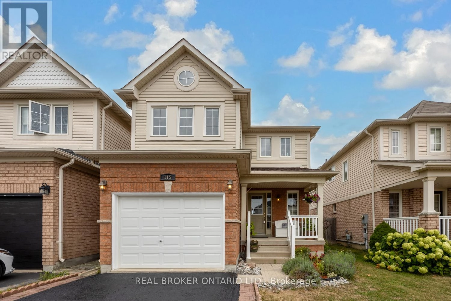 115 William Cowles Drive, Clarington, Ontario  L1C 0E3 - Photo 2 - E12356759
